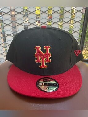 New Era New York Mets Fitted- Black, Red & Yellow
